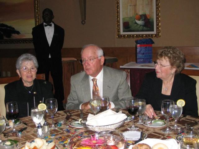 Roz, Dan, Gege.jpg
